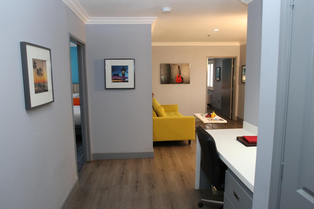 Blvd Hotel & Suites - Walking Distance To Hollywood Walk Of Fame (Adults Only) Los Angeles Exterior photo