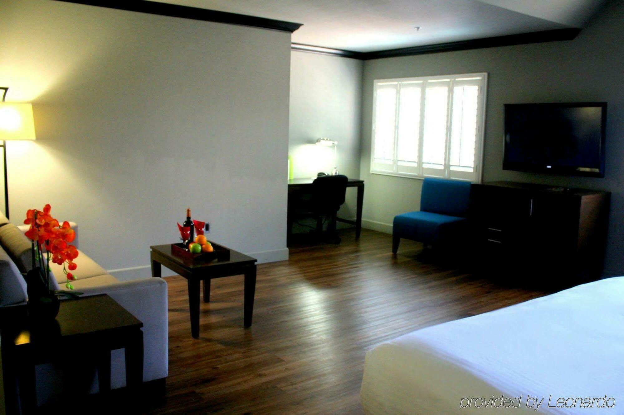 Blvd Hotel & Suites - Walking Distance To Hollywood Walk Of Fame (Adults Only) Los Angeles Exterior photo